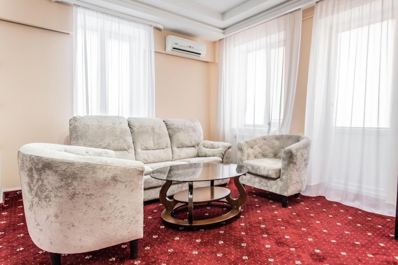 Star Rent Hotel Кишинёв Экстерьер фото