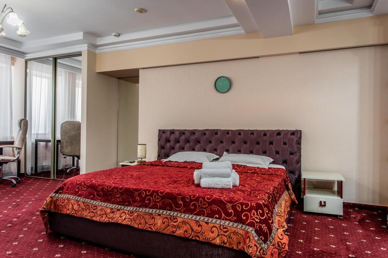 Star Rent Hotel Кишинёв Экстерьер фото
