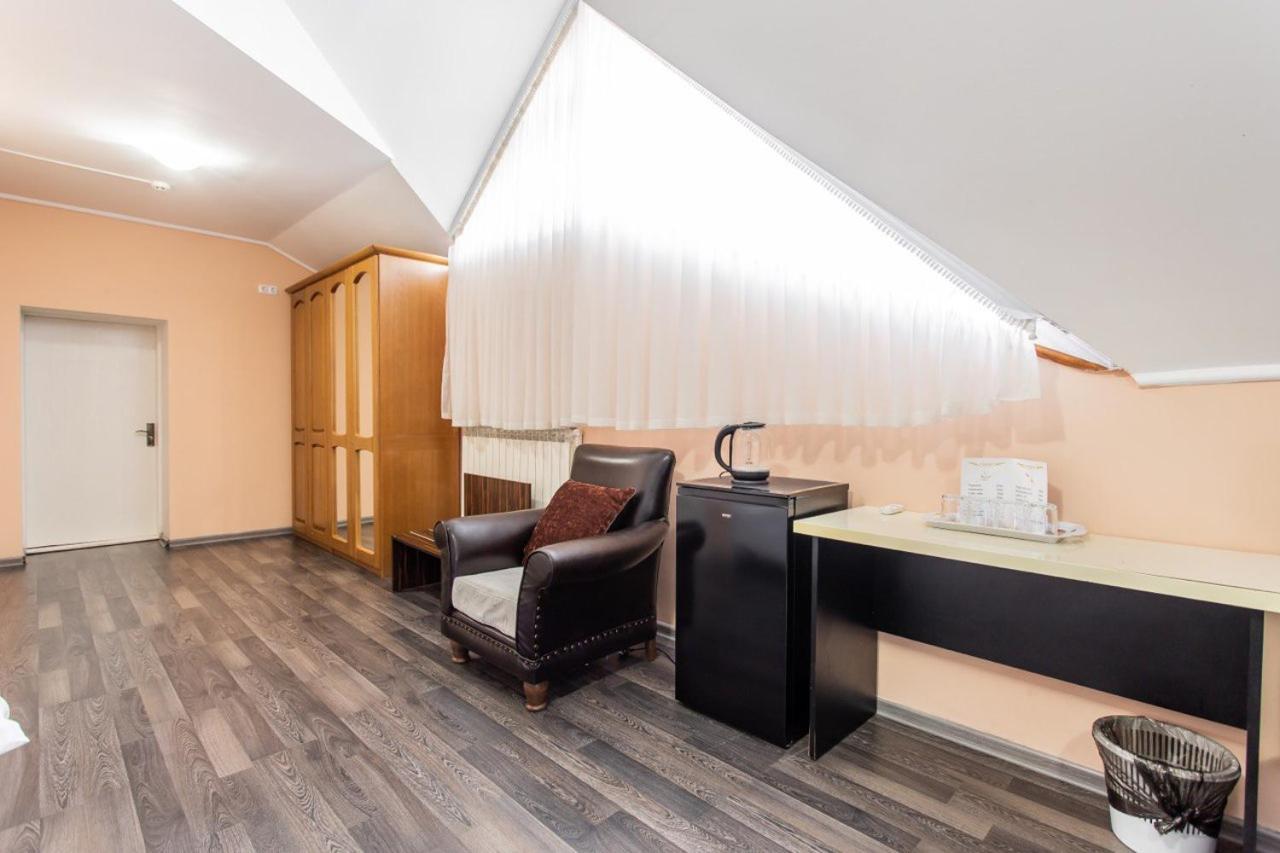 Star Rent Hotel Кишинёв Экстерьер фото
