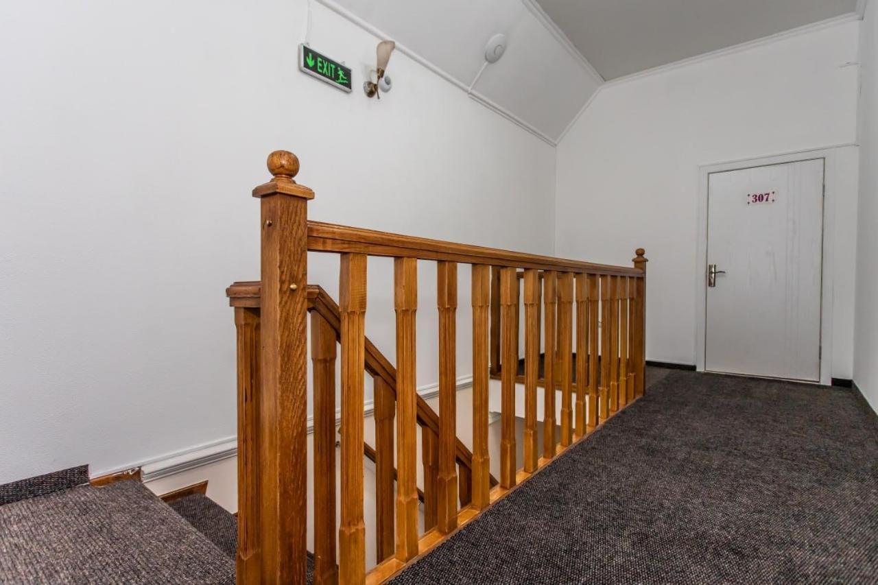 Star Rent Hotel Кишинёв Экстерьер фото